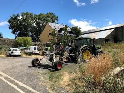 Gaec Moins Chomeille, 63790 Saint-Victor-la-Rivière, France