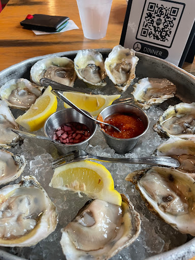 American Restaurant «The Chop Shop & 1st Ward», reviews and photos, 2033 W North Ave, Chicago, IL 60647, USA