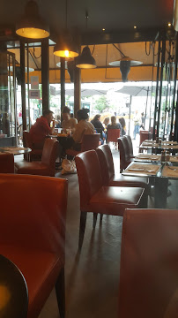 Atmosphère du Restaurant américain Indiana Café - Gambetta à Paris - n°12
