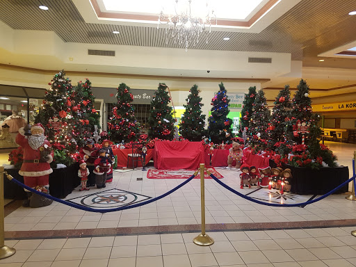 Shopping Mall «County Fair Fashion Mall», reviews and photos, 1264 E Gibson Rd E-500, Woodland, CA 95776, USA