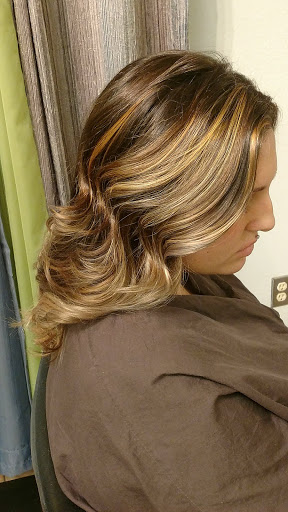Beauty Salon «Headgames Salon», reviews and photos, 23220 Maple Vly Black Diamond, Maple Valley, WA 98038, USA