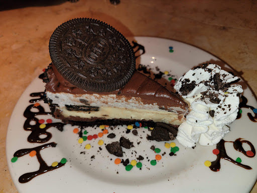 Restaurant «The Cheesecake Factory», reviews and photos, 1440 Plaza Pl, Southlake, TX 76092, USA