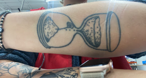 Tattoo Shop «4 Aces Tattoo and Body Piercing, TATTOO REMOVAL», reviews and photos, 9729 W Grand Ave, Franklin Park, IL 60131, USA