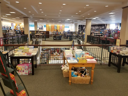 Book Store «Barnes & Noble Booksellers Sugarhouse», reviews and photos, 1104 E 2100 S, Salt Lake City, UT 84106, USA