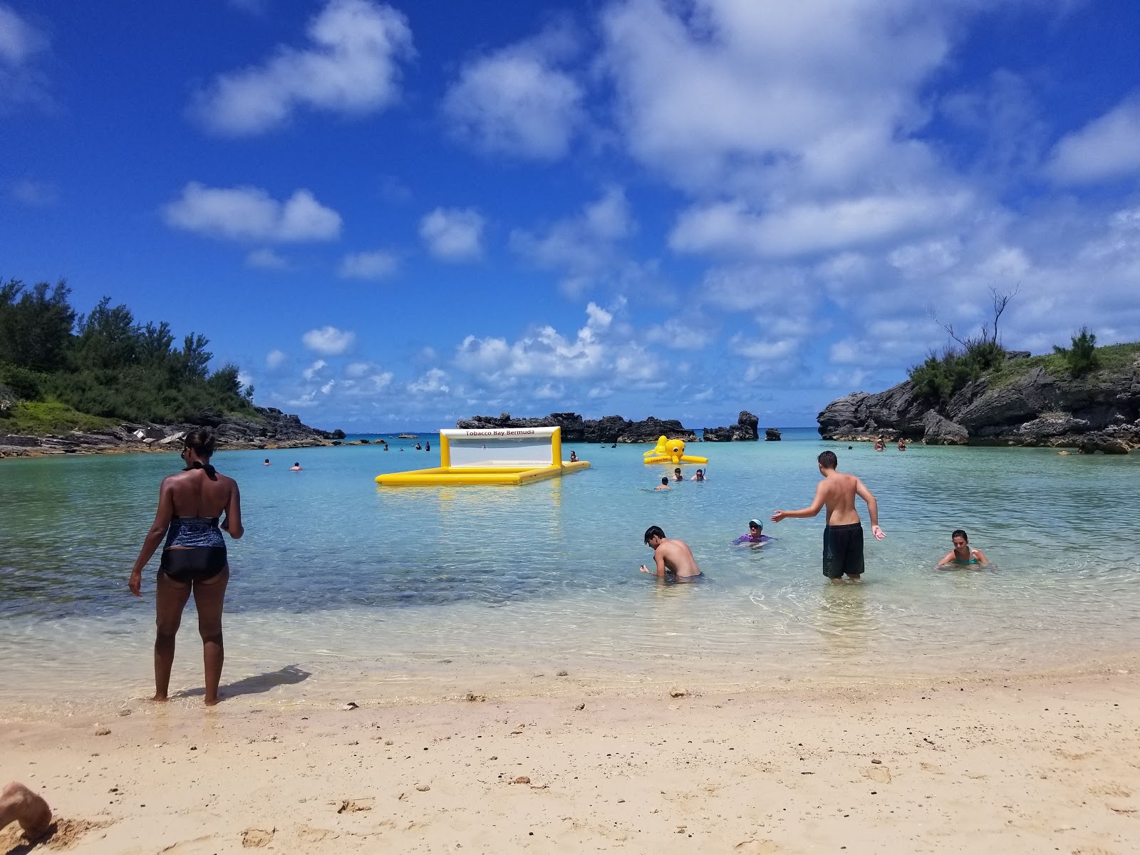 Foto van Tobacco Bay Beach met hoog niveau van netheid