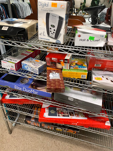 Thrift Store «Island Thrift», reviews and photos, 1770 New York Ave, Huntington Station, NY 11746, USA