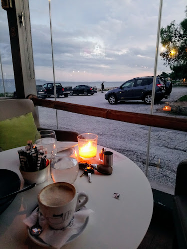 Σχόλια και κριτικές για το Latini