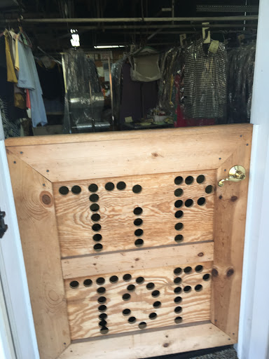 Dry Cleaner «Tip Top Cleaners», reviews and photos, 337 Wayne Ave, Chambersburg, PA 17201, USA