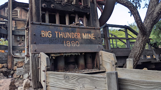 Roller Coaster «Big Thunder Mountain Railroad», reviews and photos, 4600 Frontierland, Orlando, FL 32836, USA
