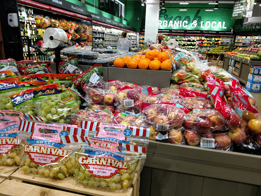 Grocery Store «Earth Fare», reviews and photos, 721 Gov Morrison St #110, Charlotte, NC 28211, USA