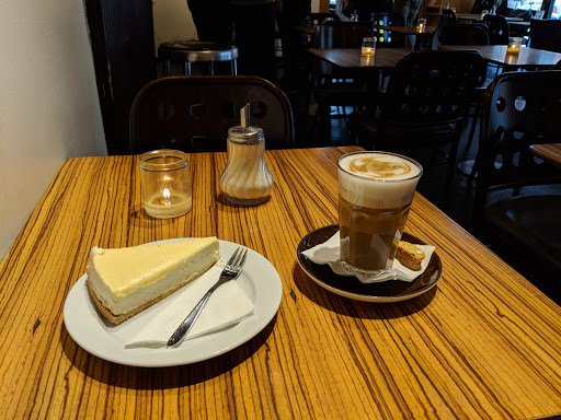 Paludan Bog & Café