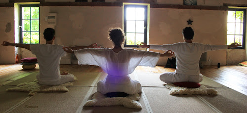 Centre de yoga Alchimia Yoga - Ecole de Yoga Kundalini Aix Marseille - Vieux Port Marseille