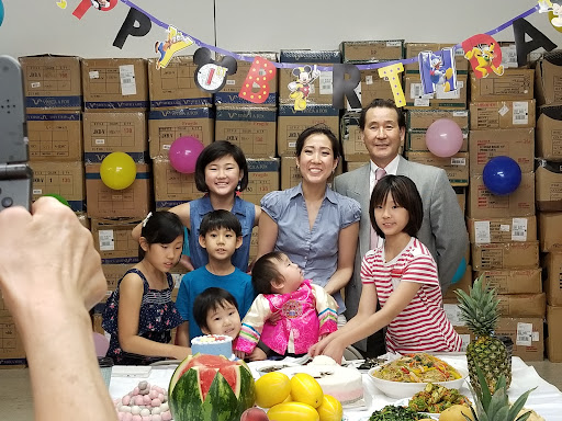 Beauty Supply Store «Hair Gold Beauty Supply», reviews and photos, 401 Salem Ave, Dayton, OH 45406, USA