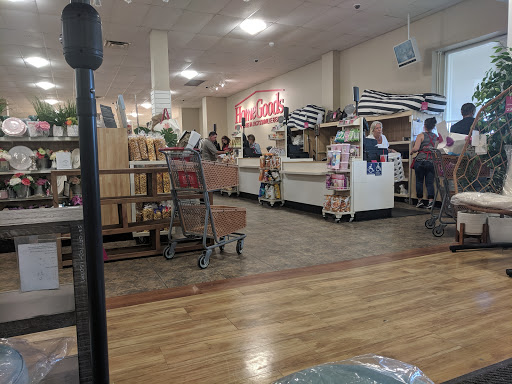 Department Store «HomeGoods», reviews and photos, 2150 3rd St S, Jacksonville Beach, FL 32250, USA