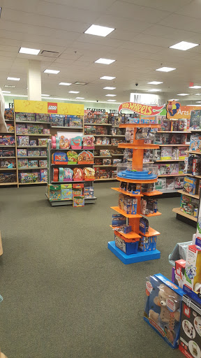 Book Store «Barnes & Noble», reviews and photos, 1315 E Gladstone St, Glendora, CA 91740, USA