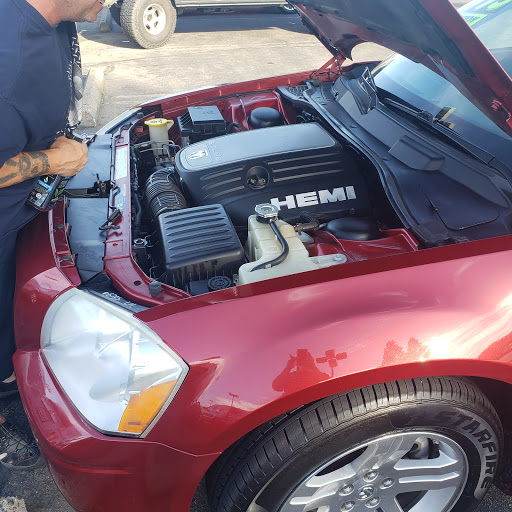 Used Car Dealer «Triple Crown Auto Sales», reviews and photos, 1001 Melody Ln, Roseville, CA 95678, USA