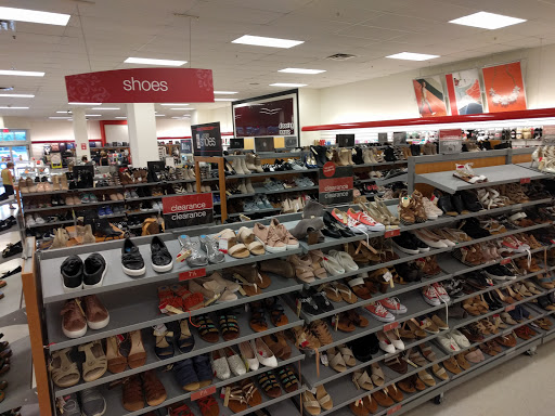 Department Store «T.J. Maxx», reviews and photos, 124 Salmon Brook St, Granby, CT 06035, USA