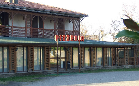 Pizzeria Al Pallone - Vitorchiano (VT) Via Etna, 2, 01030 Vitorchiano VT, Italia