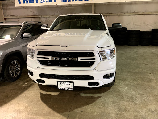 Car Dealer «Enumclaw Chrysler Jeep Dodge», reviews and photos, 726 Roosevelt Ave, Enumclaw, WA 98022, USA