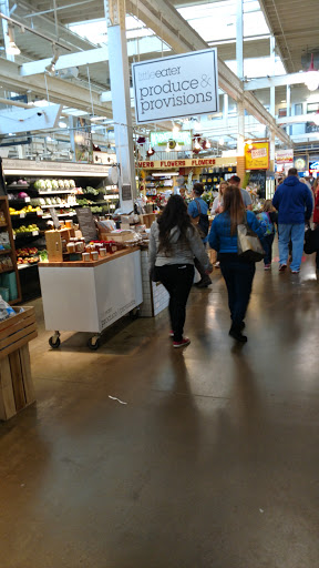 Grocery Store «Grandview Yard Market District», reviews and photos, 840 W 3rd Ave, Columbus, OH 43212, USA