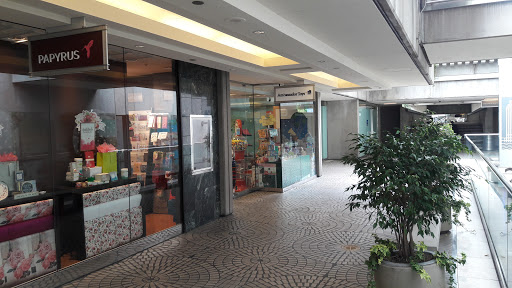 Book Store «Ambassador Toys», reviews and photos, 2 Embarcadero Center #6, San Francisco, CA 94111, USA