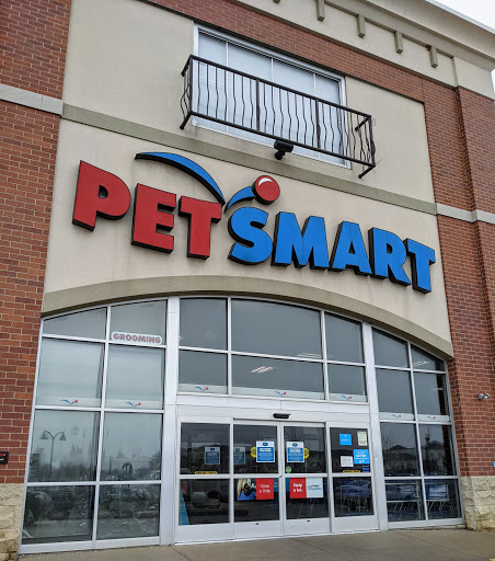 Pet Supply Store «PetSmart», reviews and photos, 585 Main St, Brookfield, WI 53005, USA