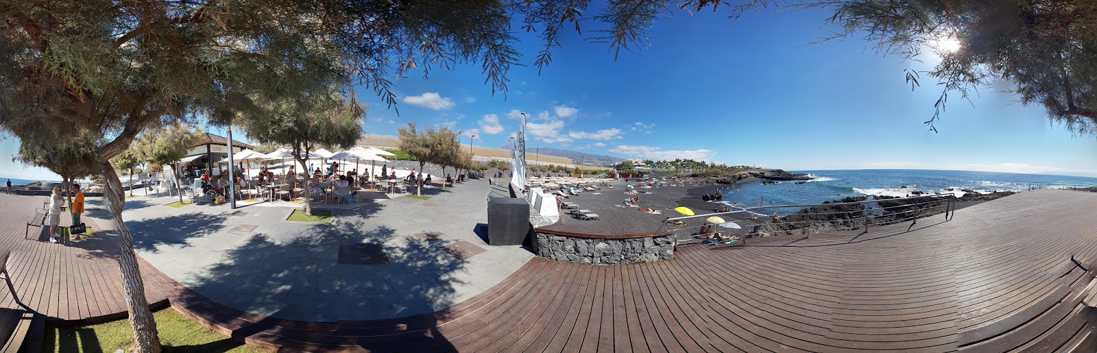 Foto di Playa La Jaquita con più baie spaziose