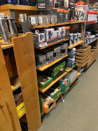 Sporting Goods Store «Backpackers Shop Of Ohio Canoe Adventures», reviews and photos, 5128 Colorado Ave, Village of Sheffield, OH 44054, USA