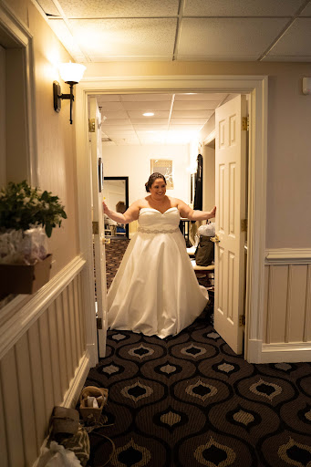 Bridal Shop «Curvaceous Couture Bridal», reviews and photos, 9130 Red Branch Rd t, Columbia, MD 21045, USA