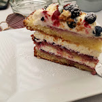 Photo n°1 de l'avis de Imagine.h fait le 05/06/2022 à 12:29 sur le  Ristorante Lago di Braies - Pragser Wildsee à Prags