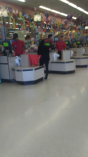 Grocery Store «El Rancho Supermercado», reviews and photos, 6800 Berkman Dr, Austin, TX 78723, USA