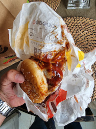Photo n°28 de Burger King à Éragny ()