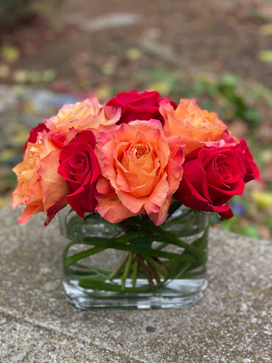 Florist «Guilford White House Florist», reviews and photos, 966 Boston Post Rd, Guilford, CT 06437, USA