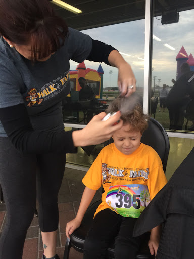 Beauty Salon «Helloo Beautiful Me - Salon & Style», reviews and photos, 402 N Ave E, Humble, TX 77338, USA