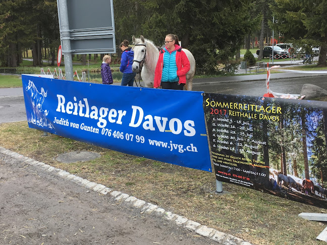 Reitschule Davos Judith von Gunten GmbH Öffnungszeiten