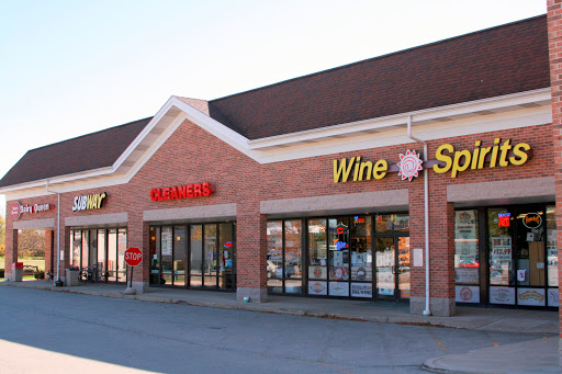 Tuscan Sun Wine & Spirits, 107 W Oak Knoll Dr, Hampshire, IL 60140, USA, 