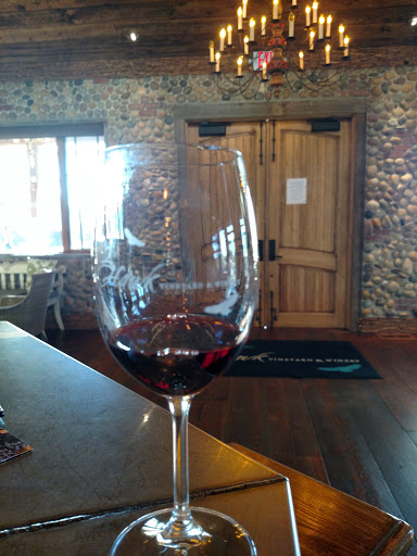 Winery «2 Hawk Vineyard & Winery», reviews and photos, 2335 N Phoenix Rd, Medford, OR 97504, USA