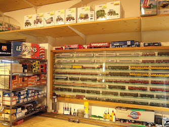 Bahnhof Heideberg - Modelleisenbahn Ankauf Verkauf Modellspielzeug