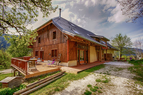 La ferme de la Bottière - gîtes et chambres d'hôtes, accueil de séjours yoga à Aillon-le-Vieux