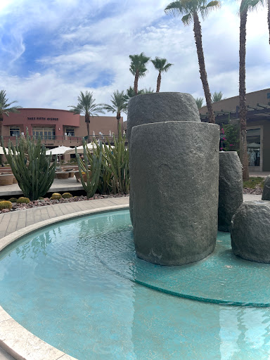 Department Store «Saks Fifth Avenue», reviews and photos, 73555 El Paseo, Palm Desert, CA 92260, USA