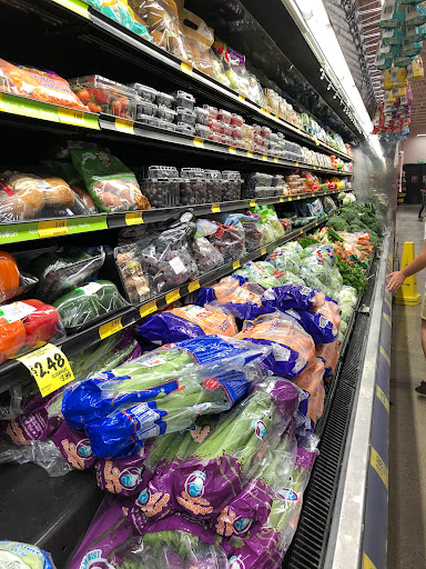 Grocery Store «Grocery Outlet Bargain Market», reviews and photos, 5615 Woodruff Ave, Lakewood, CA 90713, USA