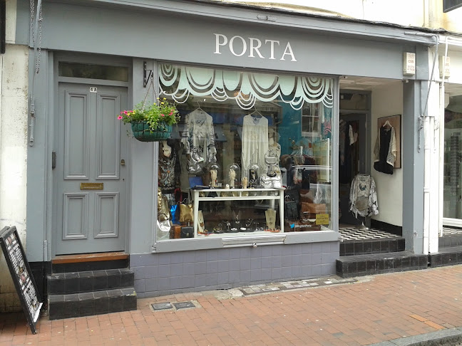 Porta - Clothing store