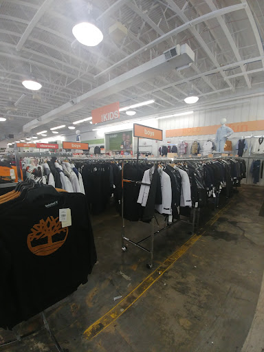 Clothing Store «K&G Fashion Superstore», reviews and photos, 4955 Nicholson Ct, Kensington, MD 20895, USA