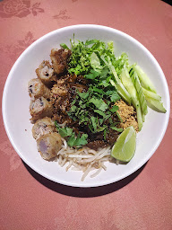 Photo n°67 de Restaurant asiatique Aux 3 Rois à Pont-sur-Yonne ()