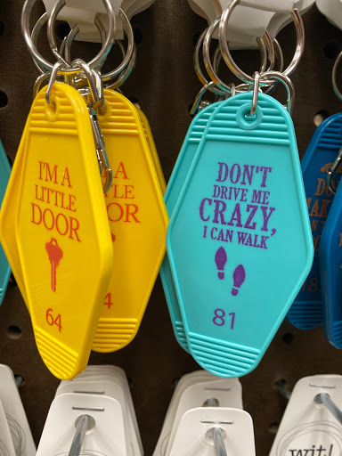 Antique Store «Logan Village Mall», reviews and photos, 977 Logan St, Noblesville, IN 46060, USA