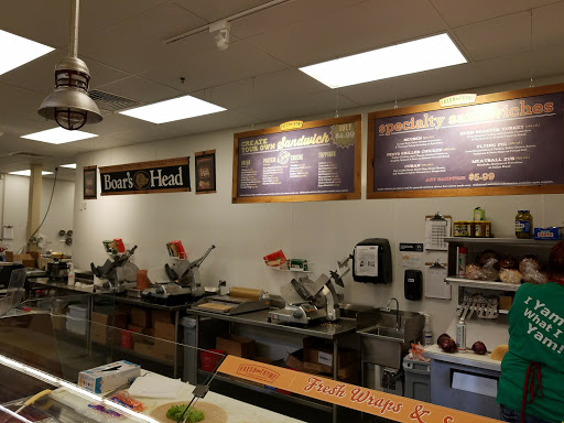 Grocery Store «Fresh Thyme Farmers Market- W. Des Moines», reviews and photos, 2900 University Ave, West Des Moines, IA 50266, USA