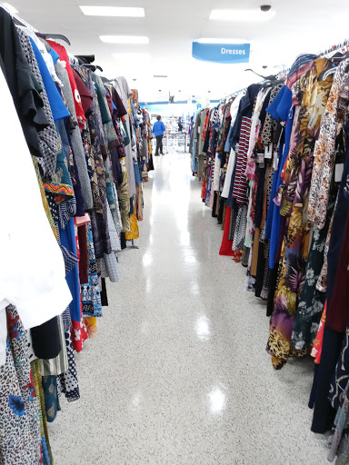 Clothing Store «Ross Dress for Less», reviews and photos, 1990 S University Dr, Davie, FL 33324, USA