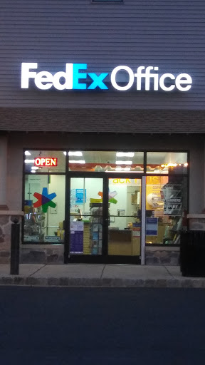 Print Shop «FedEx Office Print & Ship Center», reviews and photos, 4305 Dearborn Cir, Mt Laurel, NJ 08054, USA