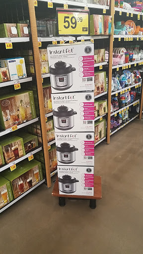 Grocery Store «Kroger», reviews and photos, 1100 Hillcrest Pkwy, Dublin, GA 31021, USA