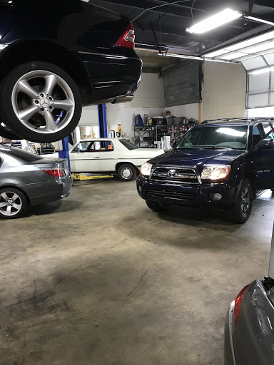 Auto Repair Shop «PRO AUTO REPAIR RALEIGH.NC», reviews and photos, 2412 Paula St, Raleigh, NC 27608, USA